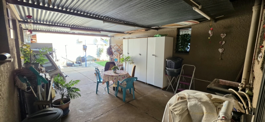 3 Bedroom Property for Sale in Stilfontein Ext 4 North West